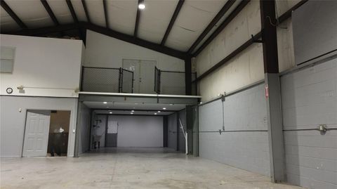 Tiny photo for 3710 NE 47th Place, Ocala, FL 34479 (MLS # OM711894)