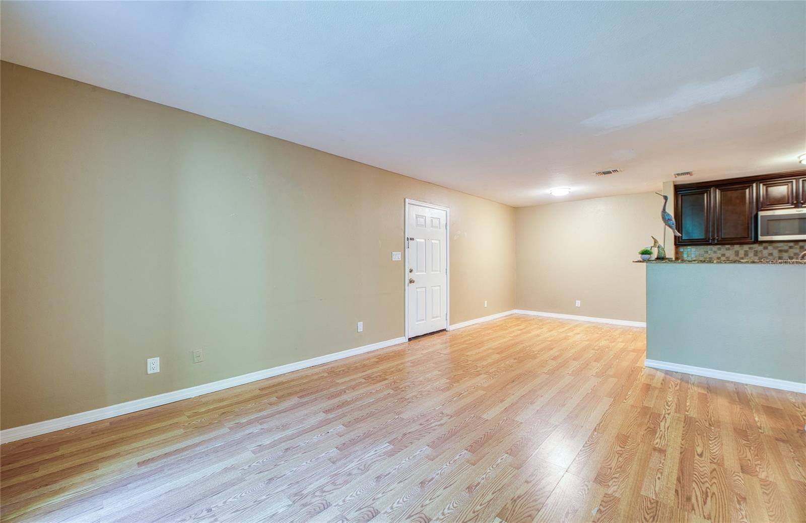 WINDJAMMER CONDO - Residential