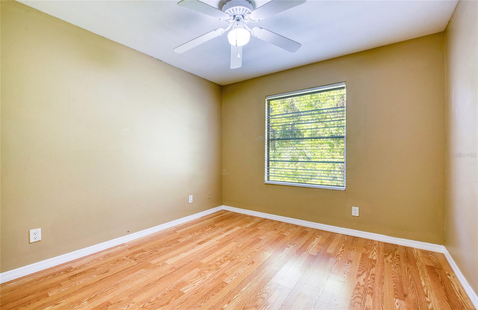 WINDJAMMER CONDO - Residential