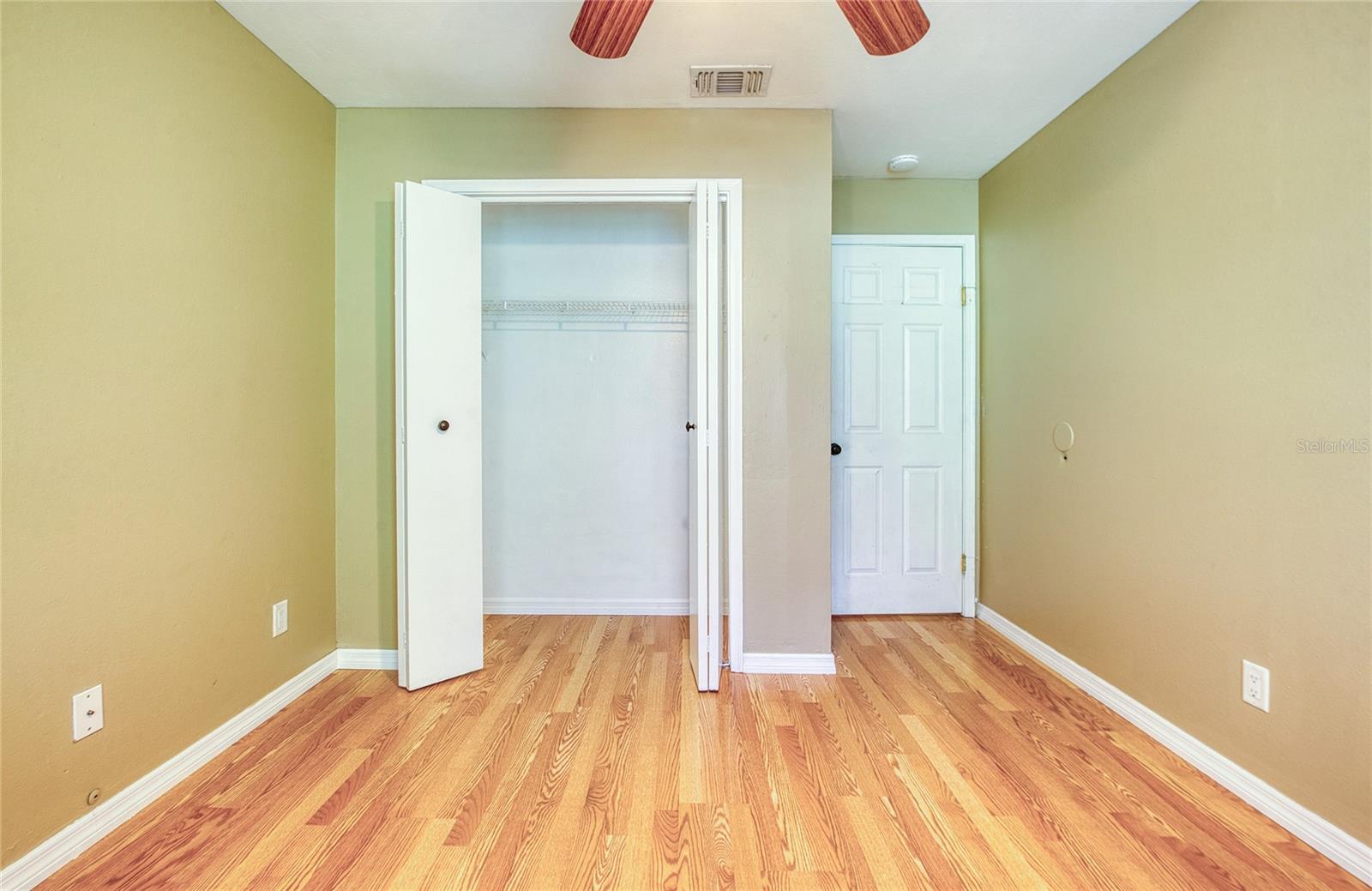 WINDJAMMER CONDO - Residential