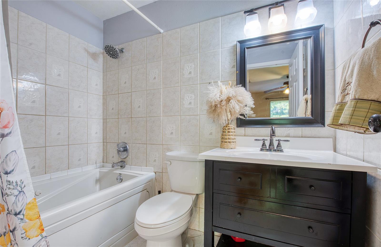 WINDJAMMER CONDO - Residential