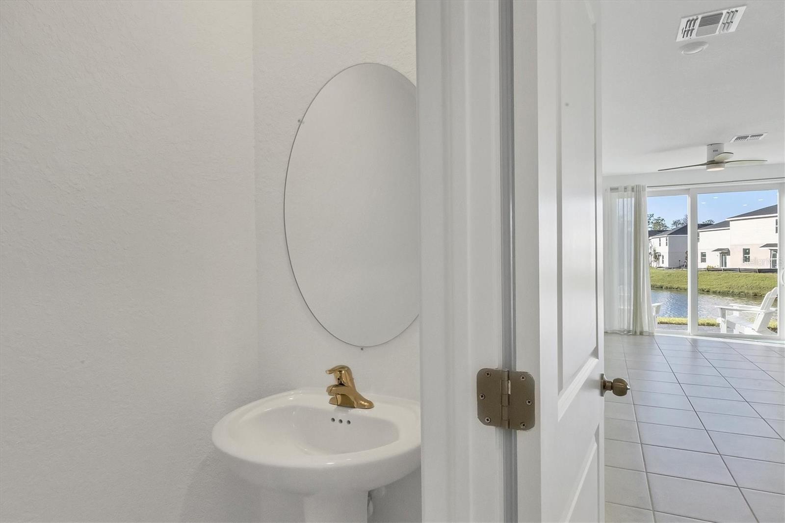 AURORA SUB - Residential Lease