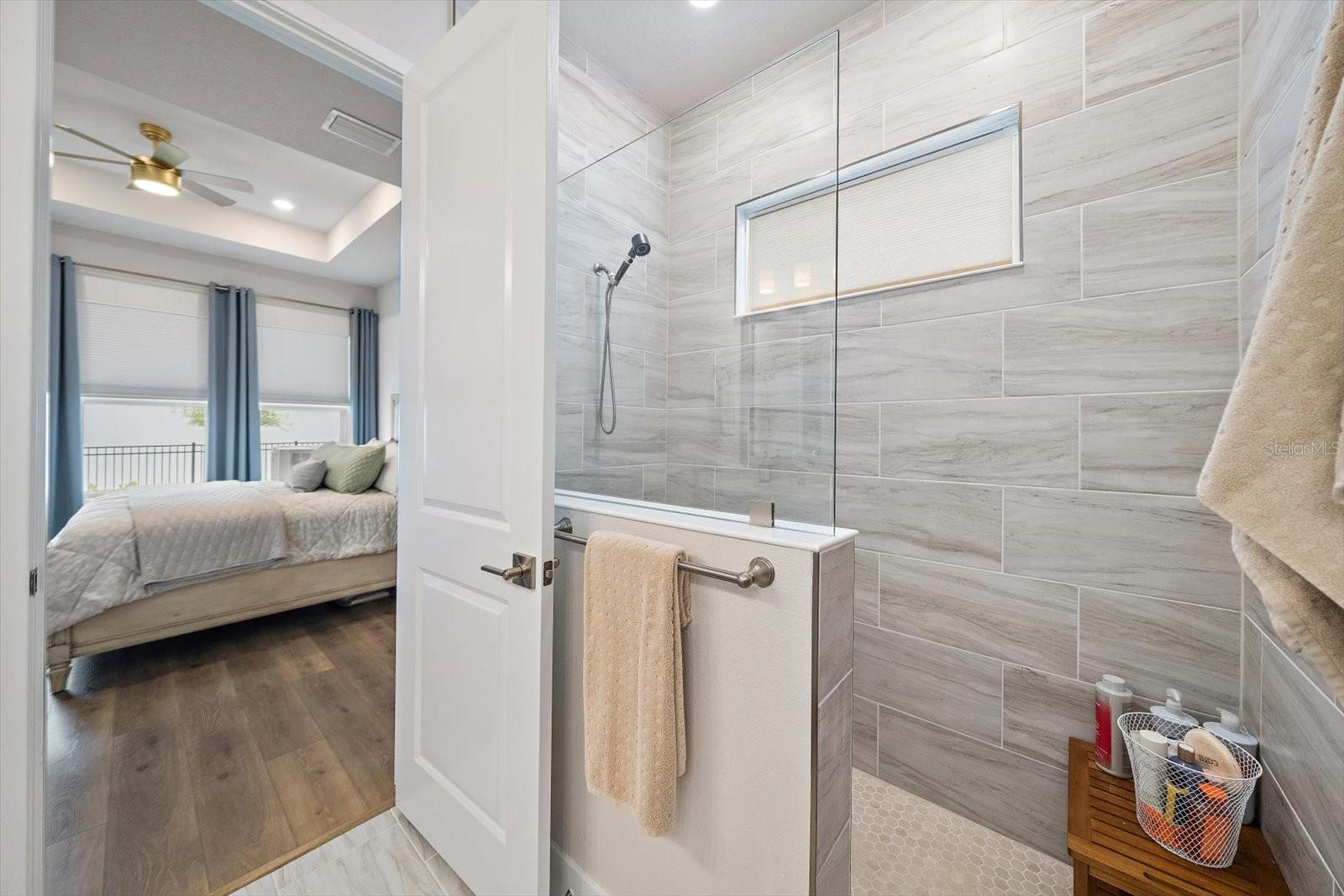 EMERALD LNDG/WATERSIDE - Residential