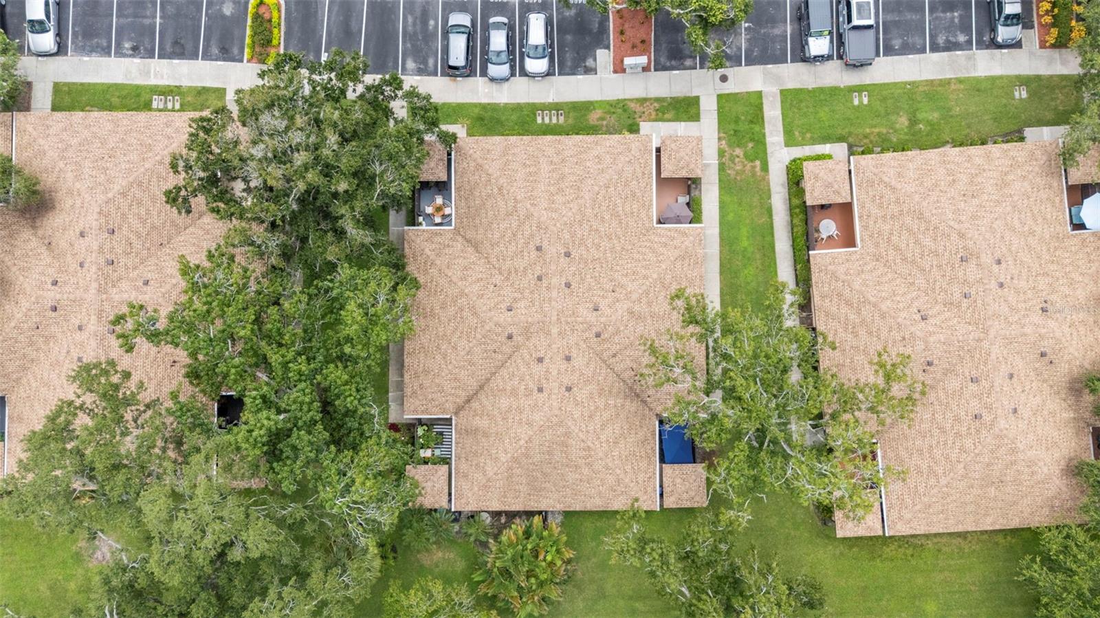 VILLAS OF PINELLAS FARMS CONDO - Residential