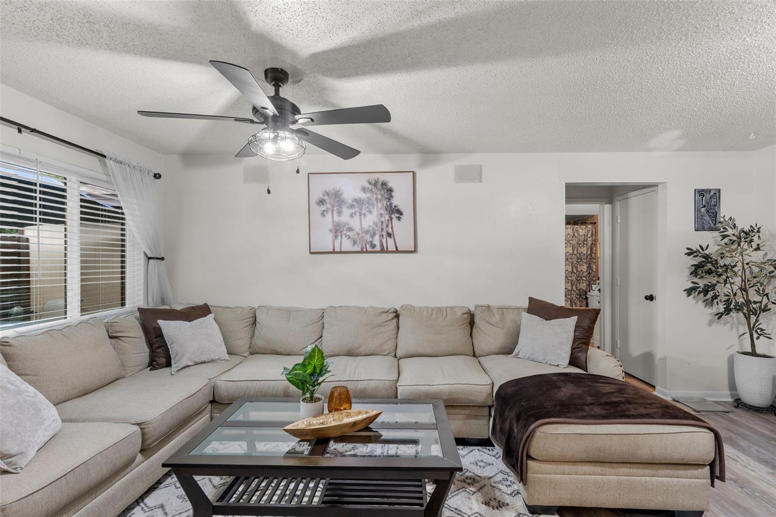 VILLAS OF PINELLAS FARMS CONDO - Residential