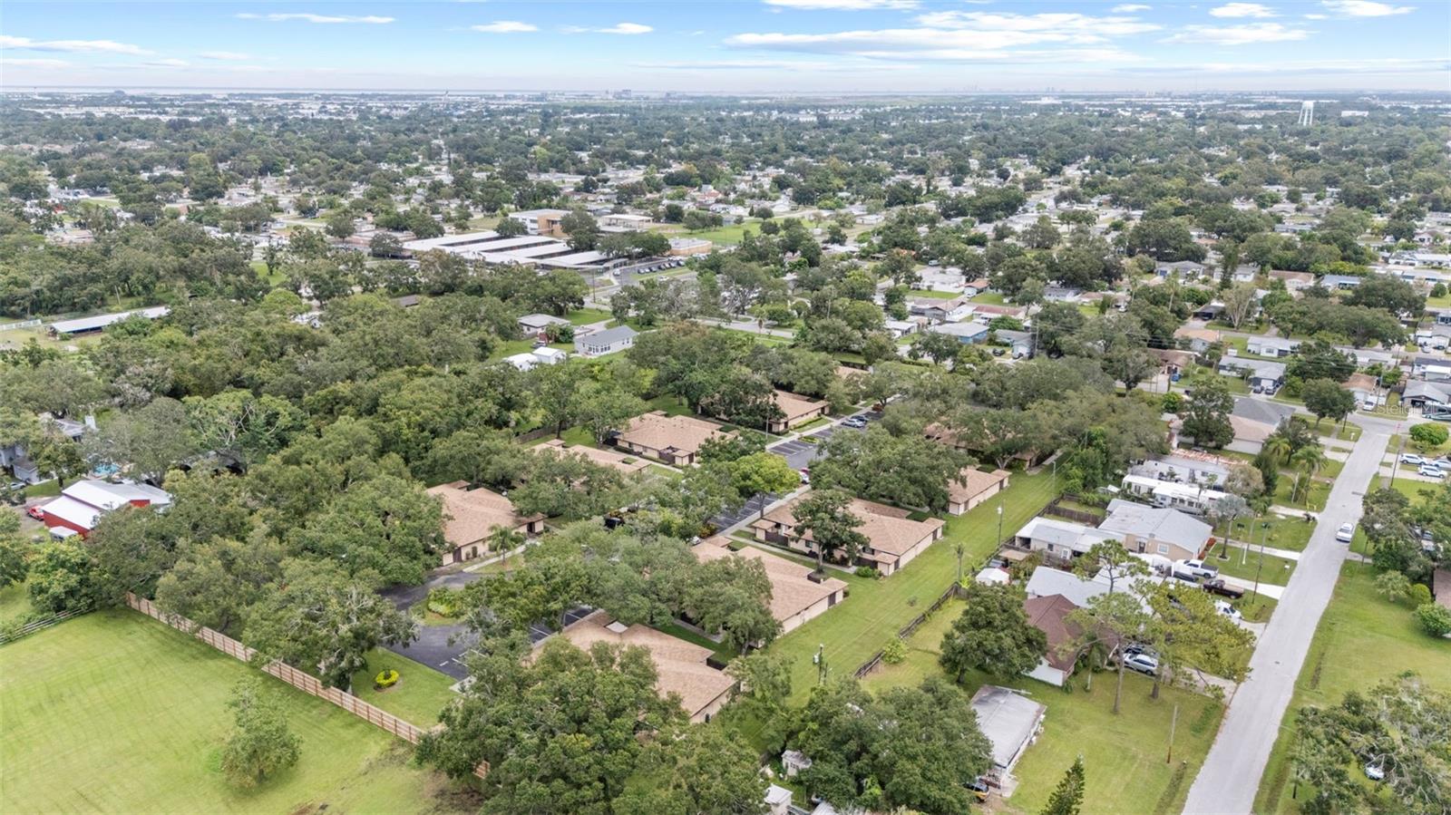 VILLAS OF PINELLAS FARMS CONDO - Residential