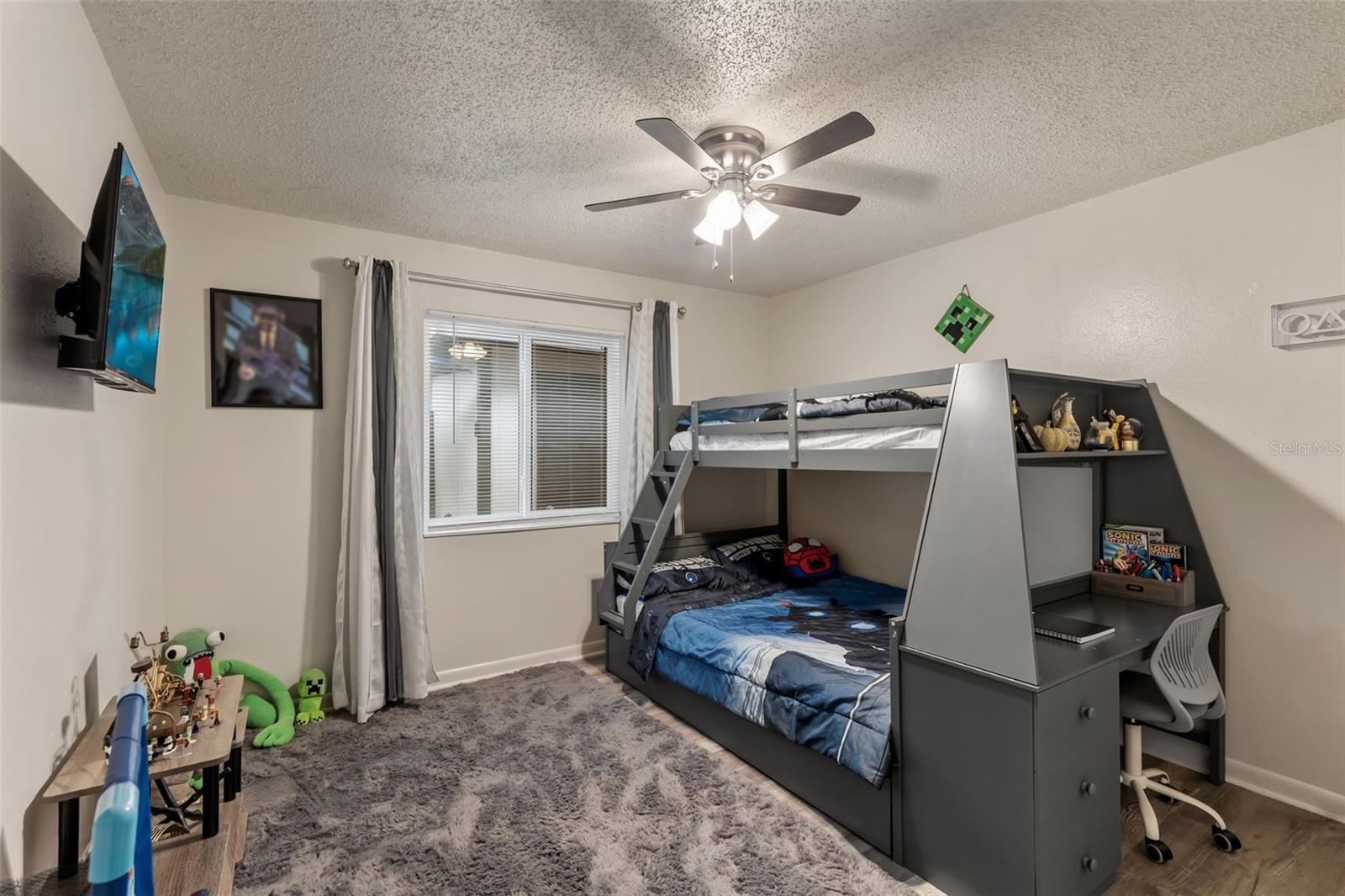 VILLAS OF PINELLAS FARMS CONDO - Residential