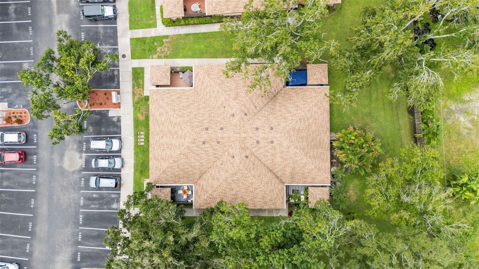 VILLAS OF PINELLAS FARMS CONDO - Residential