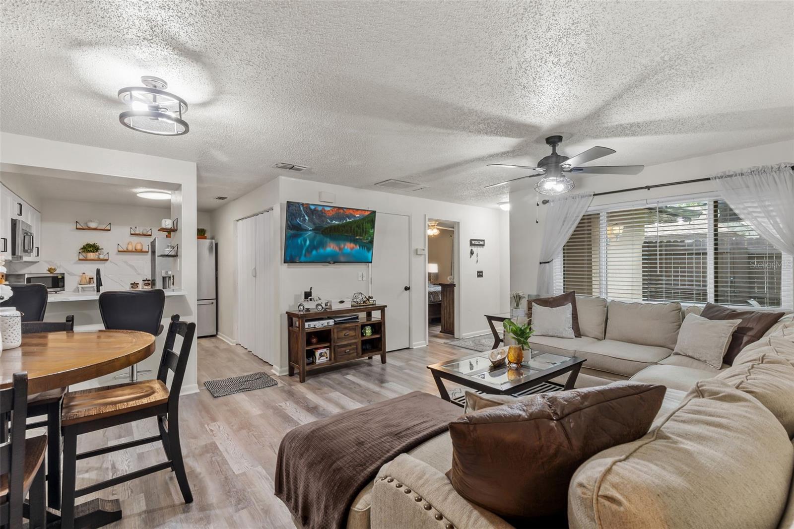 VILLAS OF PINELLAS FARMS CONDO - Residential