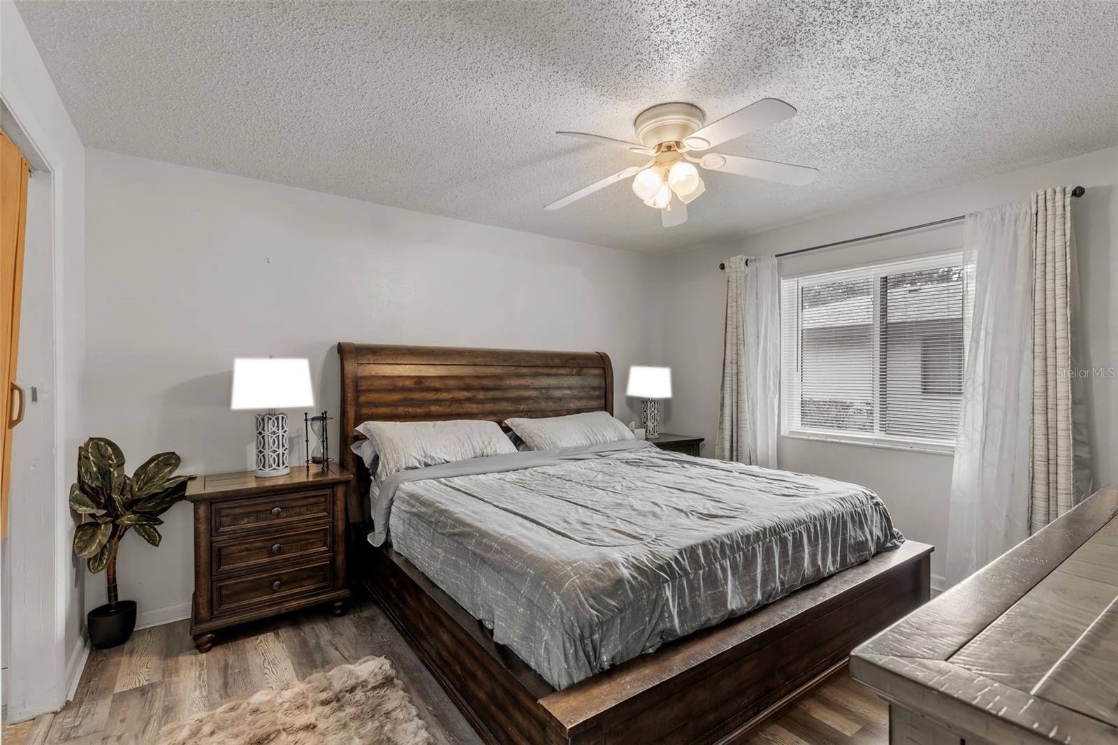 VILLAS OF PINELLAS FARMS CONDO - Residential