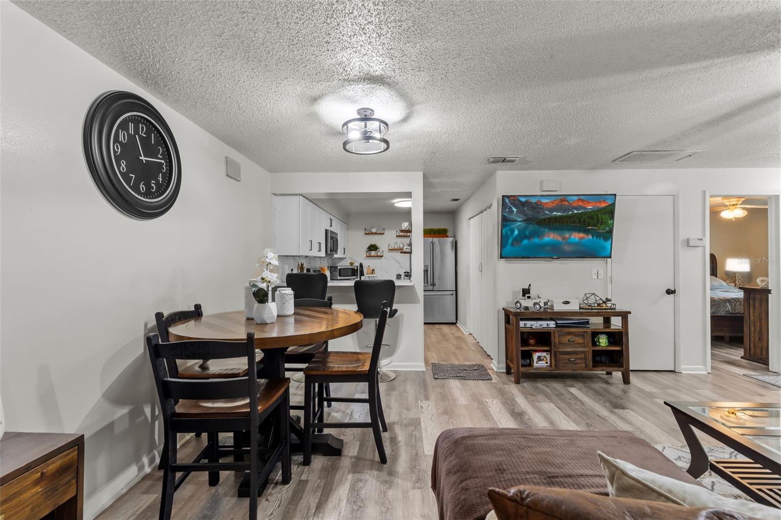 VILLAS OF PINELLAS FARMS CONDO - Residential