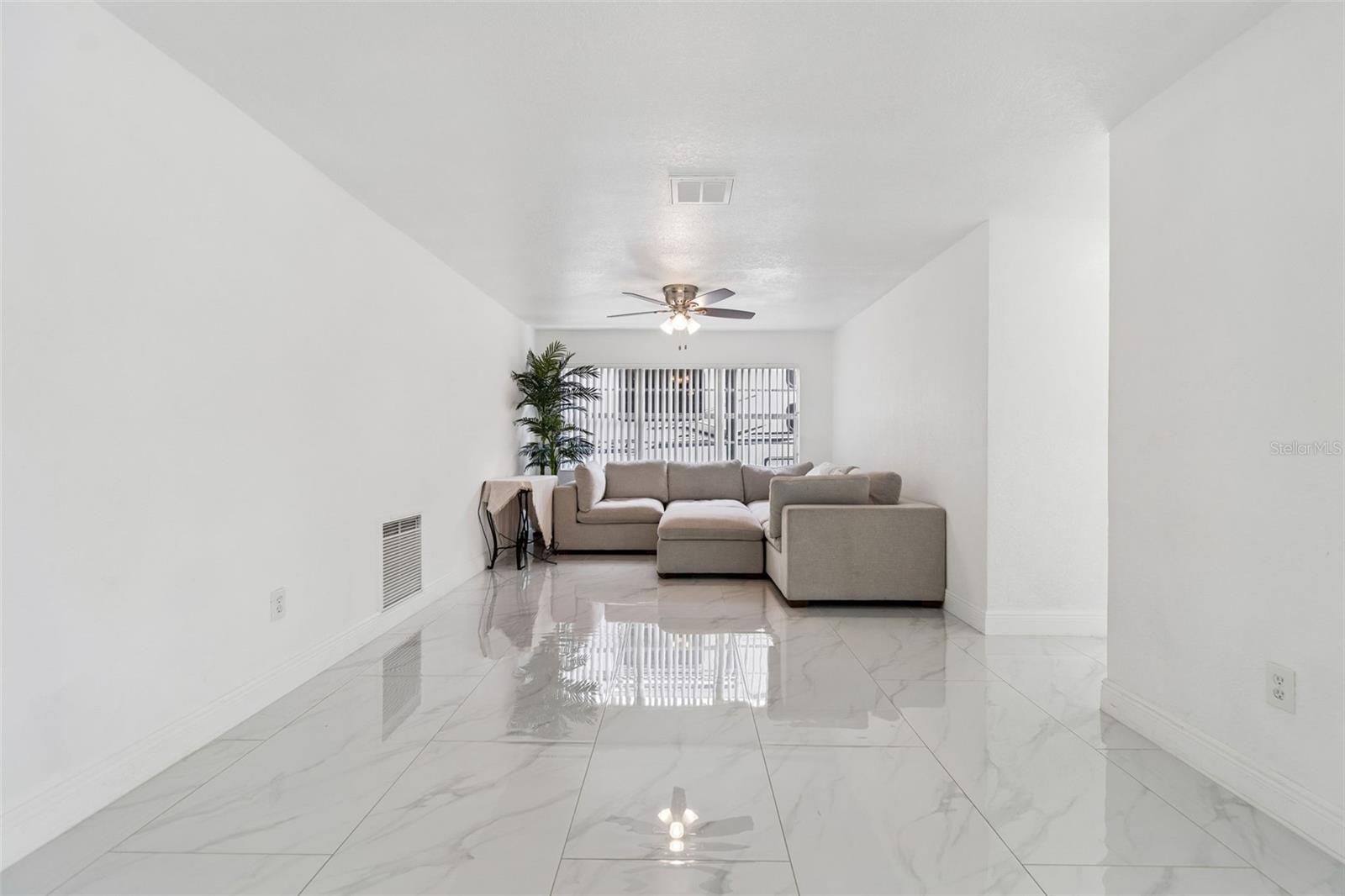 TAMPA SHORES UNIT 7 - Residential