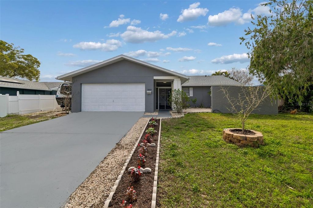 Photo of 5803 Tampa Shores Boulevard, Tampa, FL 33615 (MLS # TB8488964)