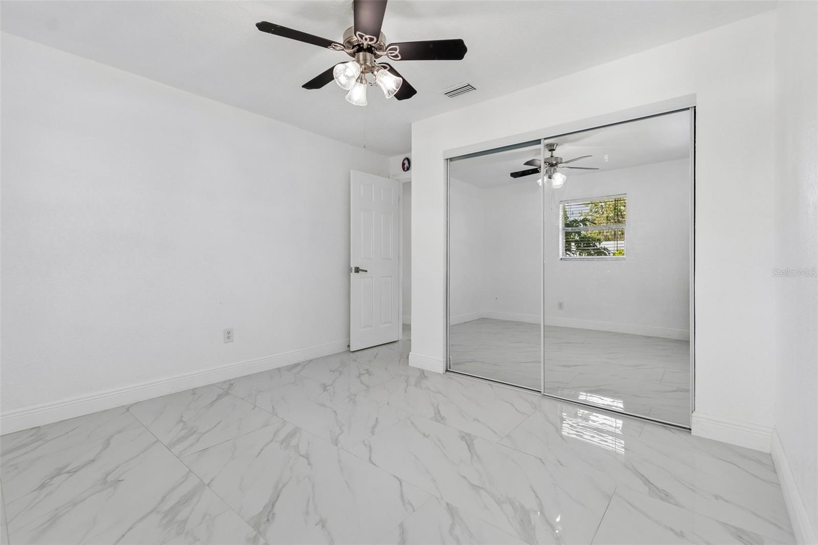 TAMPA SHORES UNIT 7 - Residential