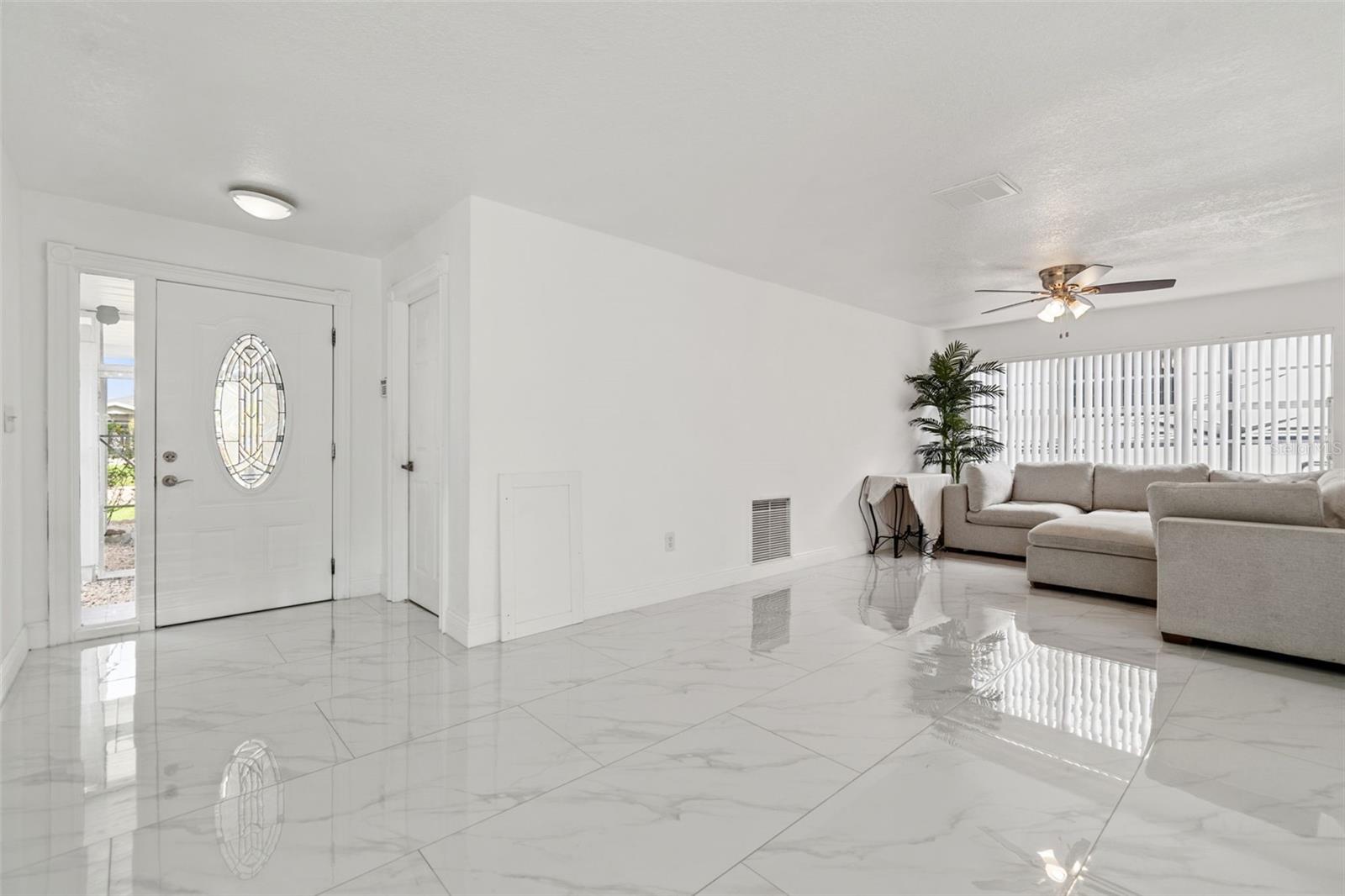 TAMPA SHORES UNIT 7 - Residential