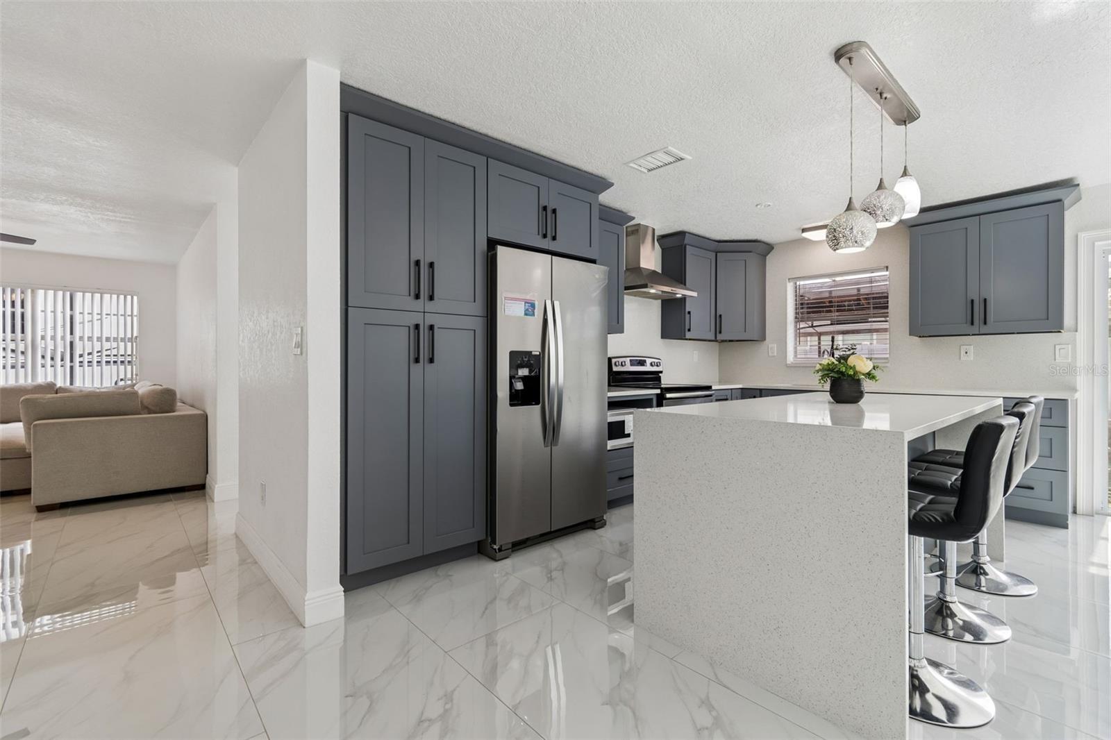 TAMPA SHORES UNIT 7 - Residential