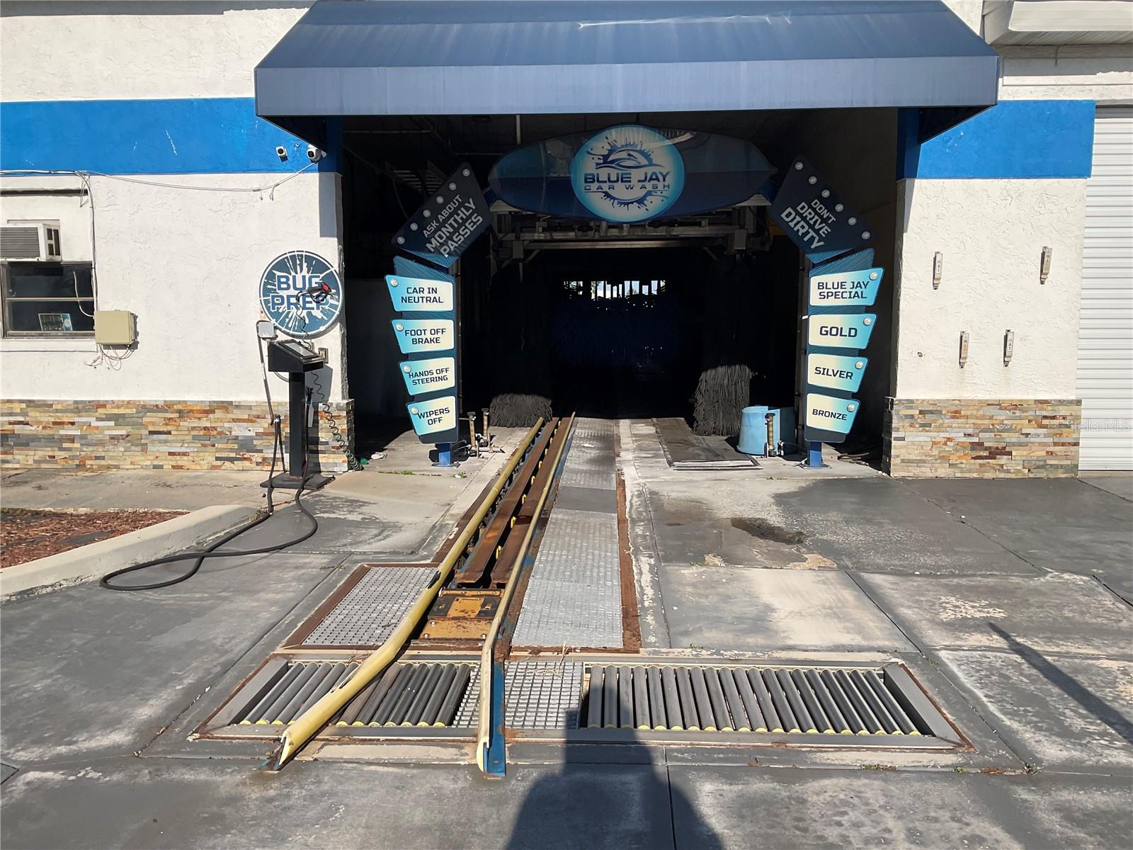 GULF WIND - Commercial Sale