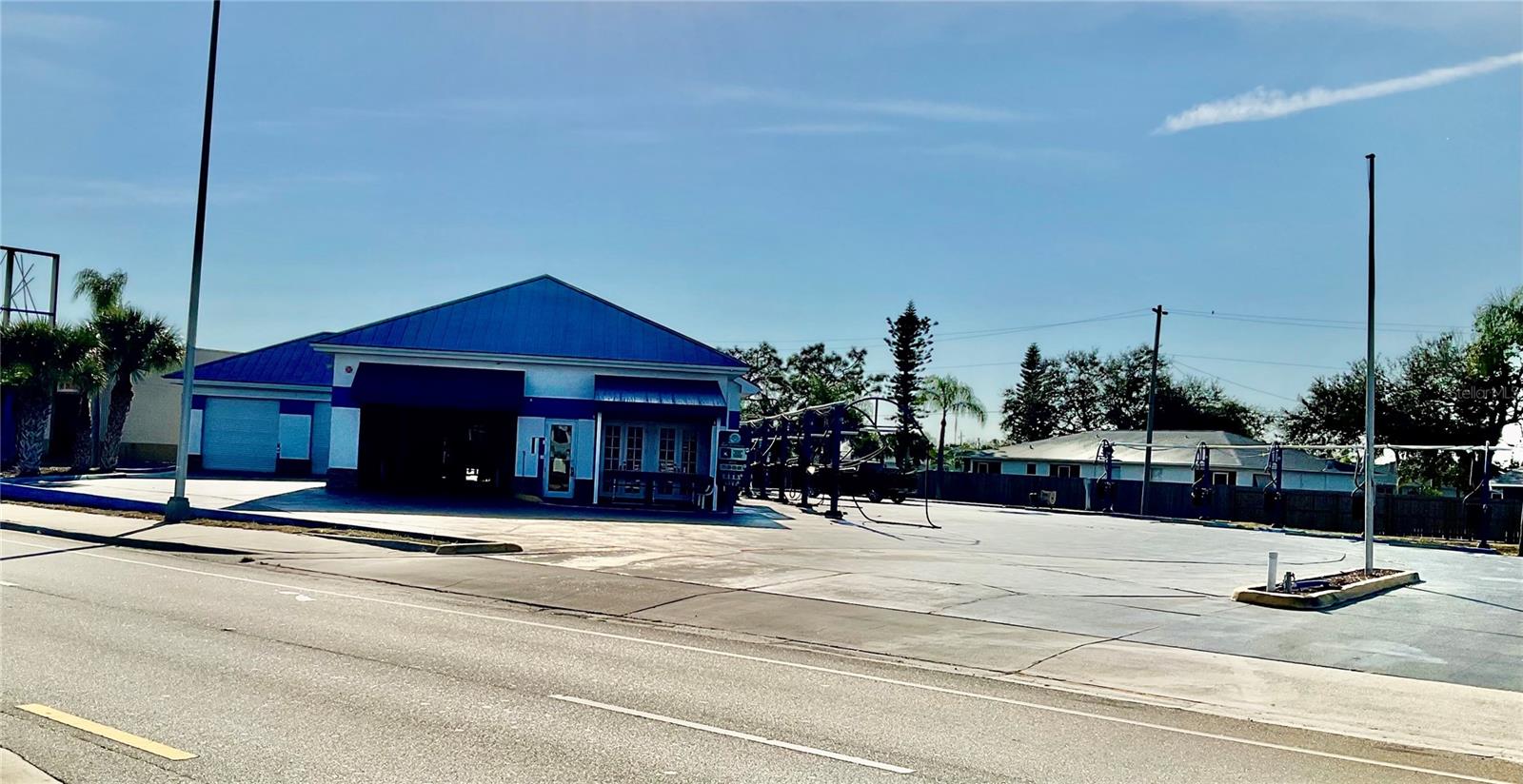 GULF WIND - Commercial Sale