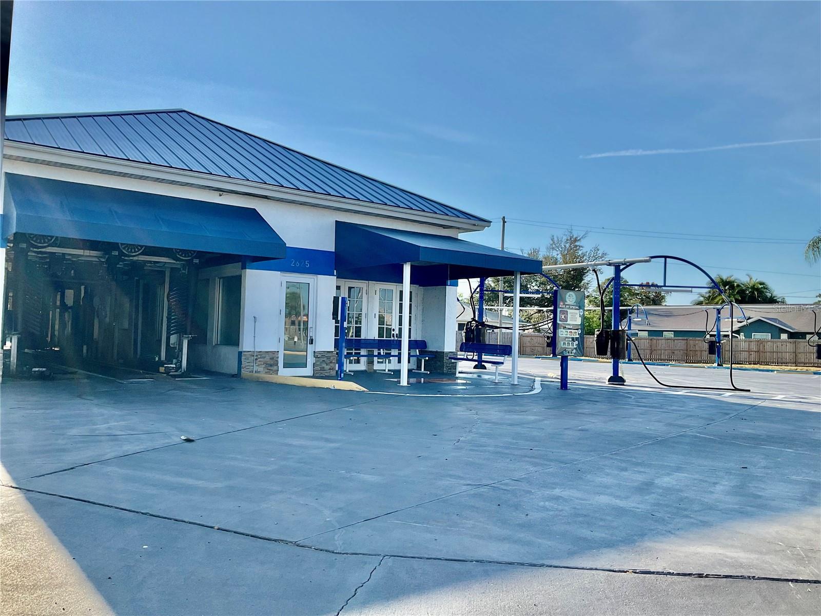 GULF WIND - Commercial Sale