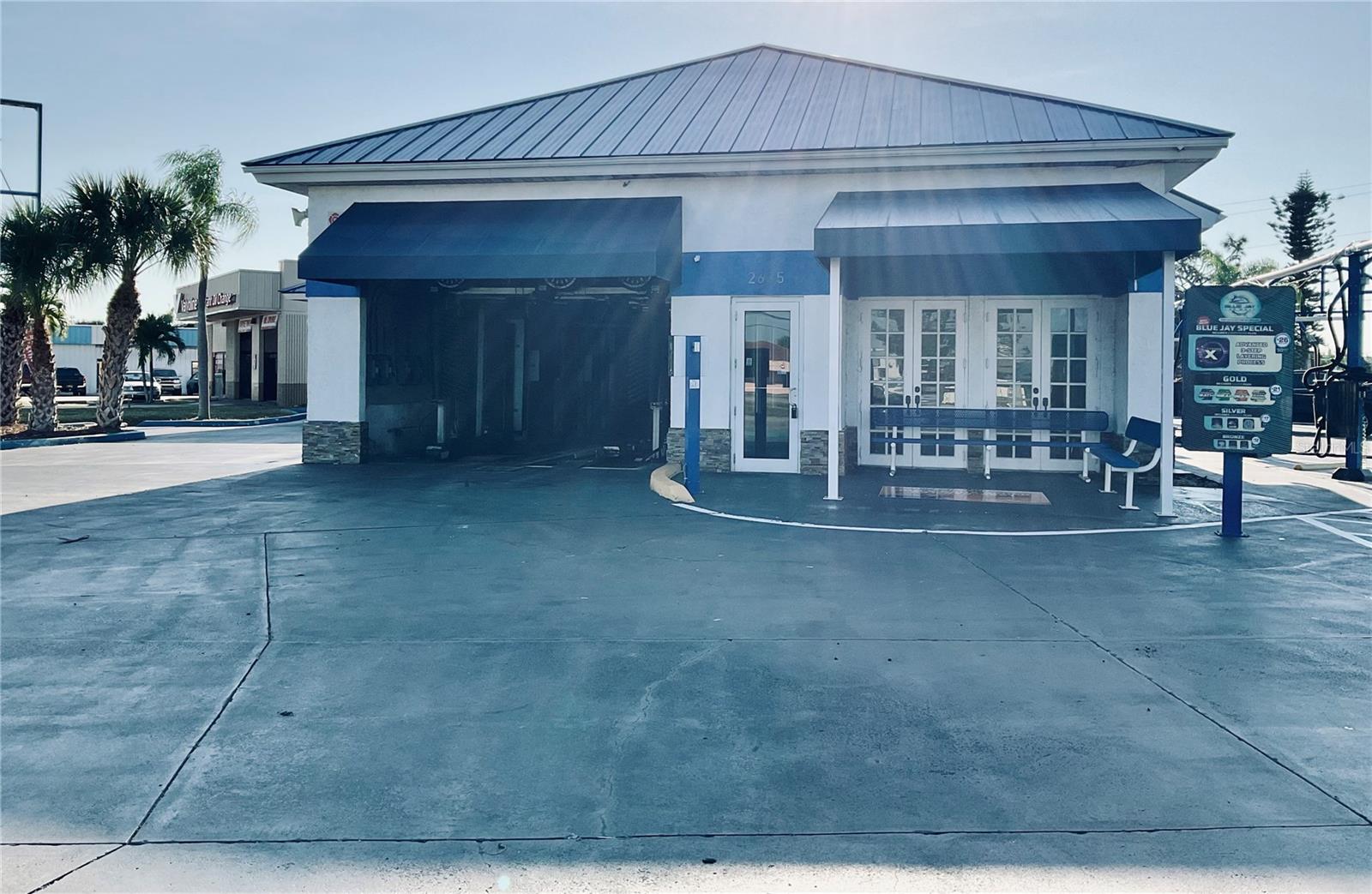 GULF WIND - Commercial Sale