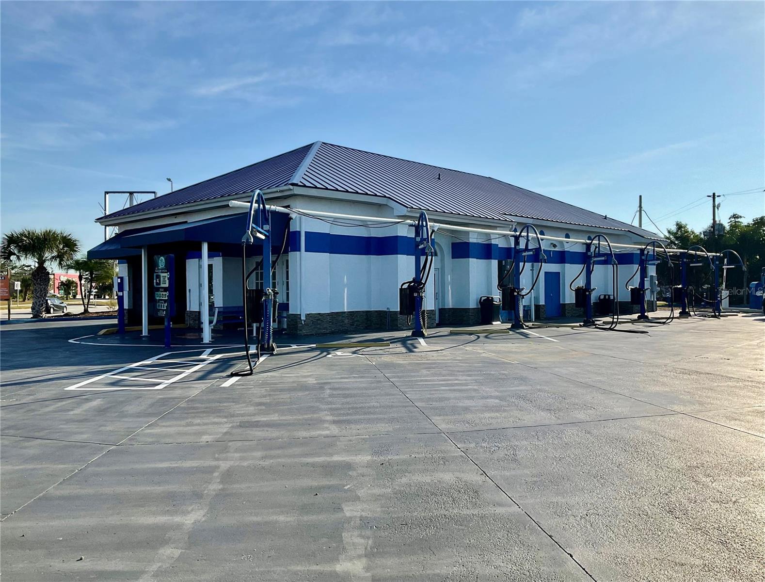 GULF WIND - Commercial Sale