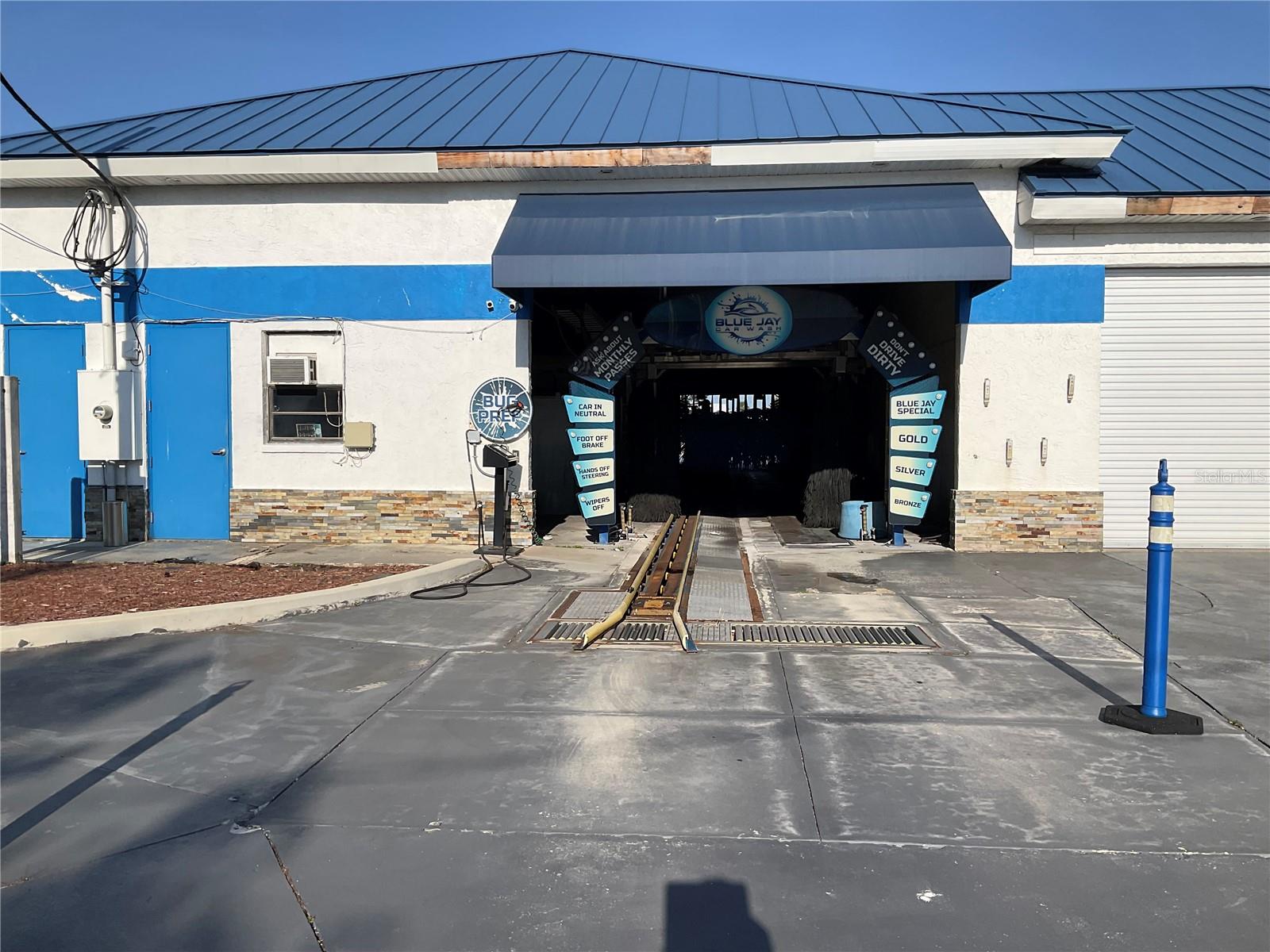 GULF WIND - Commercial Sale