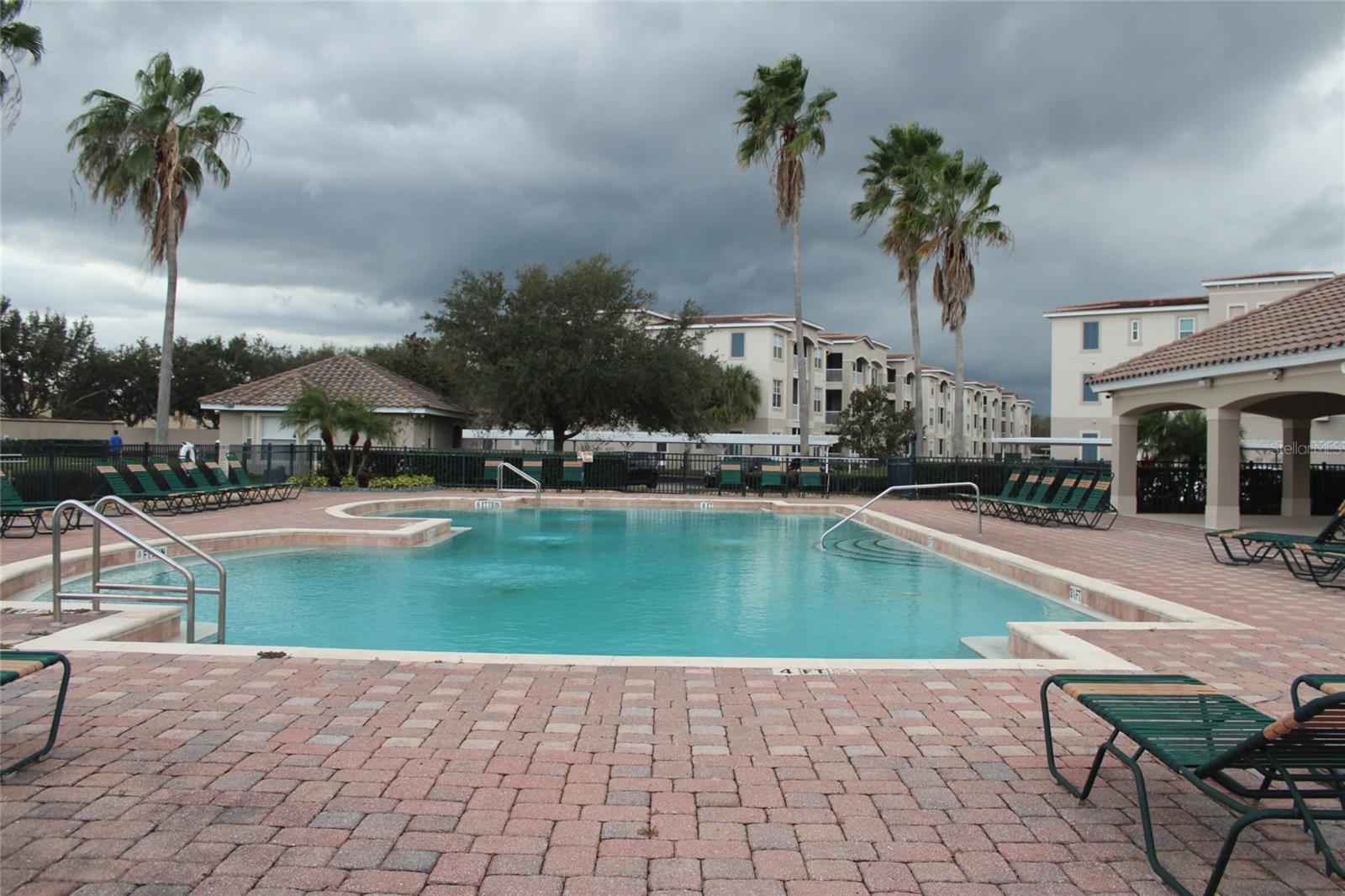 FLORA RIDGE CONDO PH 2 BLDG 5 - Residential