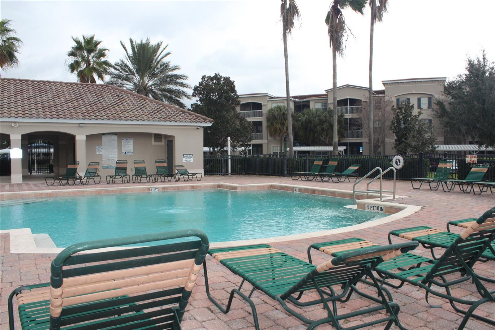 FLORA RIDGE CONDO PH 2 BLDG 5 - Residential