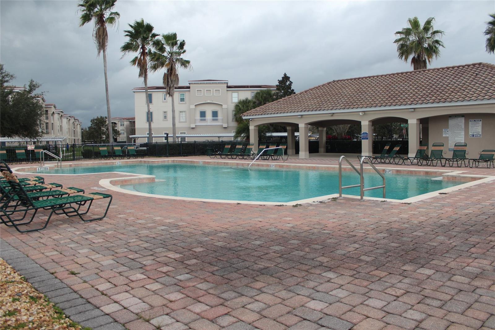 FLORA RIDGE CONDO PH 2 BLDG 5 - Residential