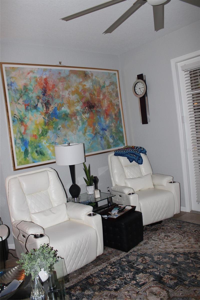 FLORA RIDGE CONDO PH 2 BLDG 5 - Residential