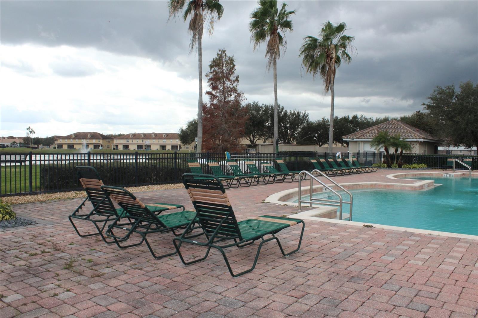 FLORA RIDGE CONDO PH 2 BLDG 5 - Residential