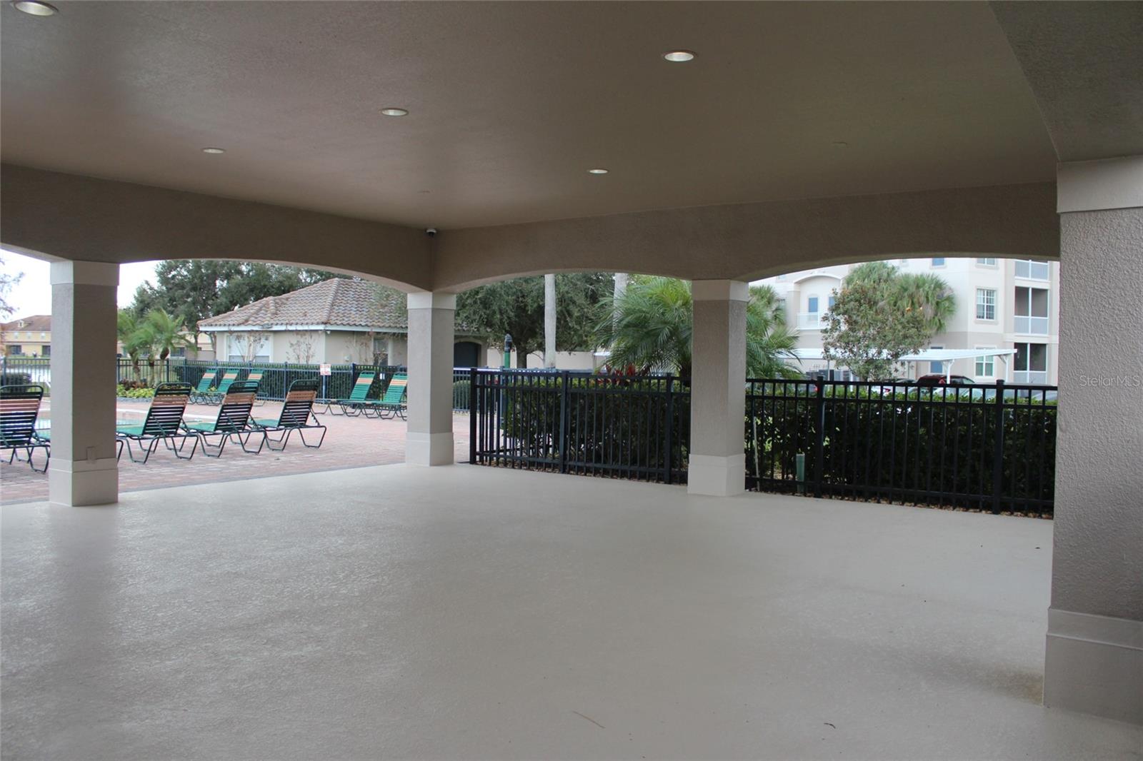 FLORA RIDGE CONDO PH 2 BLDG 5 - Residential