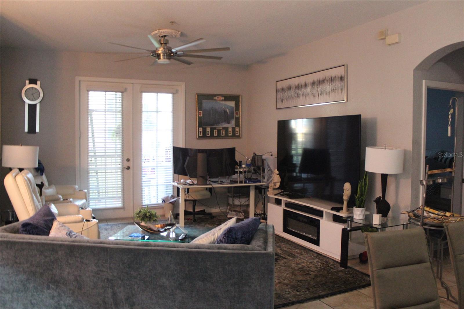 FLORA RIDGE CONDO PH 2 BLDG 5 - Residential