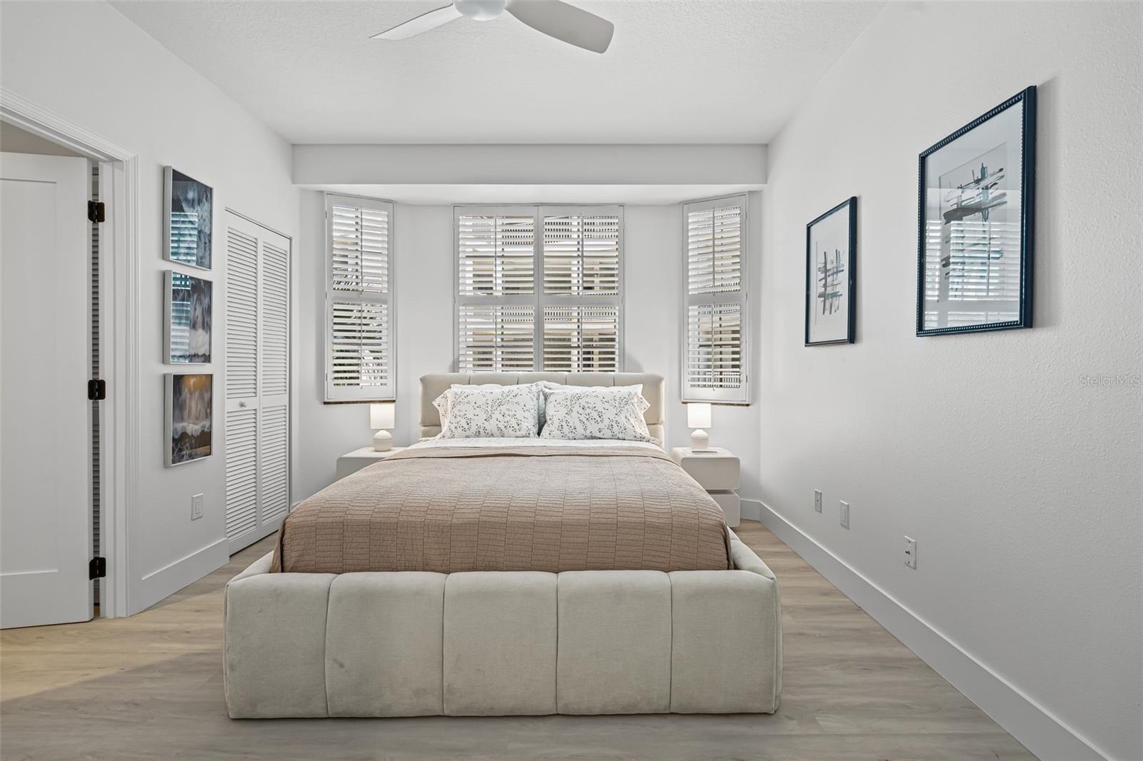 DOLPHIN BAY-SIESTA KEY SEC A - Residential