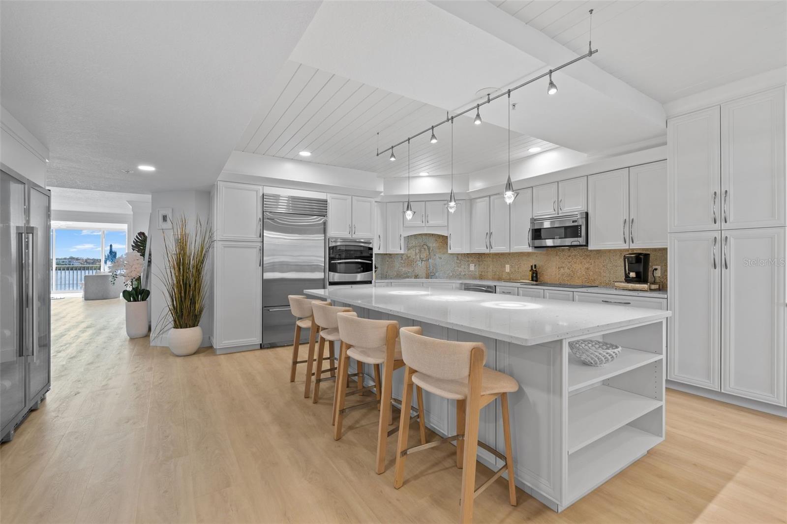 DOLPHIN BAY-SIESTA KEY SEC A - Residential