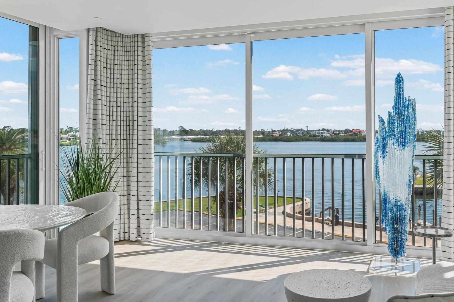 DOLPHIN BAY-SIESTA KEY SEC A - Residential