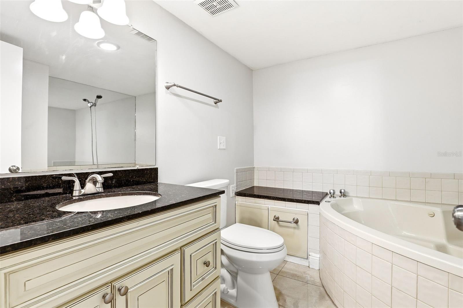 SANDY COVE - Residential