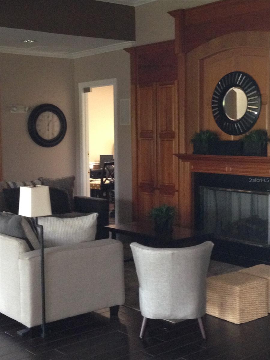 CAPRI/HUNTERS CRK CONDO - Residential Lease