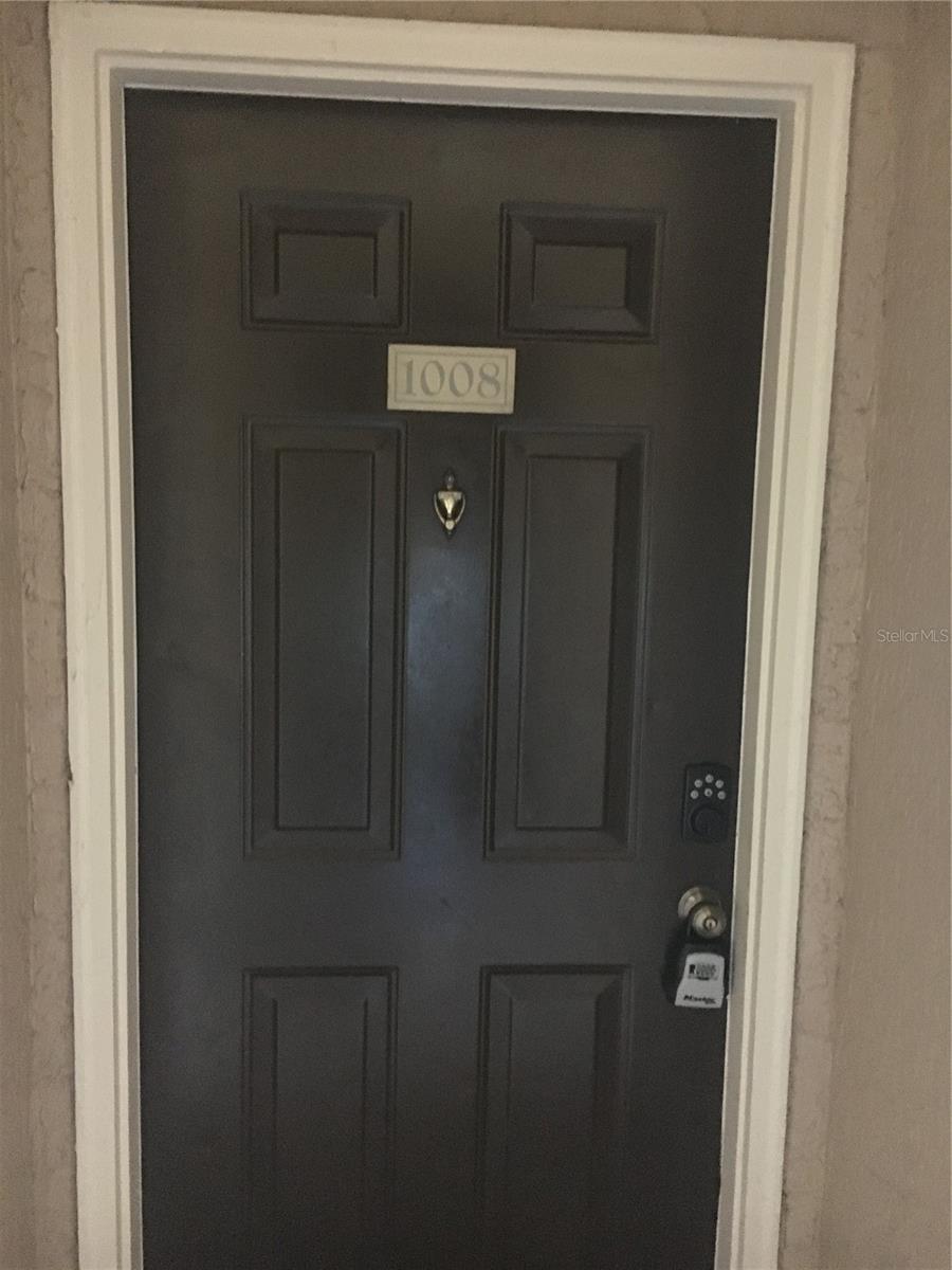 CAPRI/HUNTERS CRK CONDO - Residential Lease