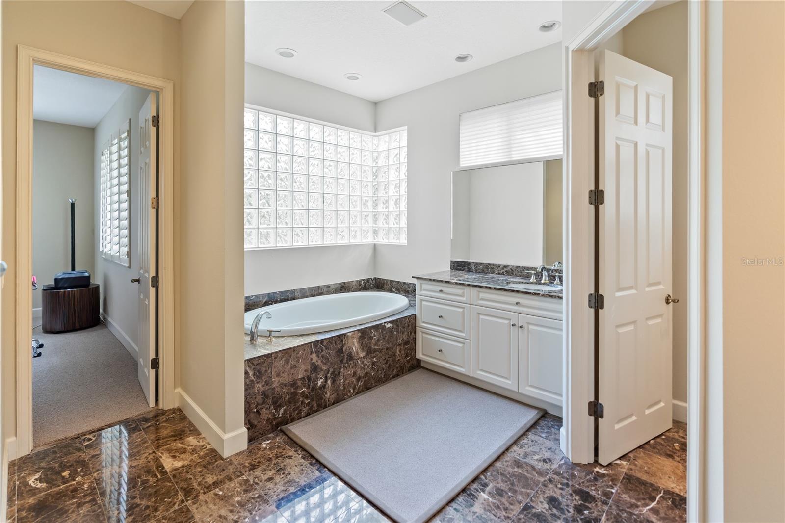 LIDO BEACH DIV B 3 - Residential