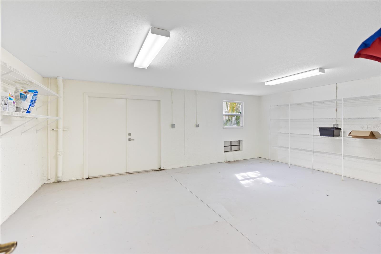 LIDO BEACH DIV B 3 - Residential