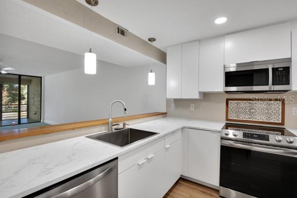 LAKE VIEW OF LARGO SOUTH CONDO PHASE 3 BL - Residential