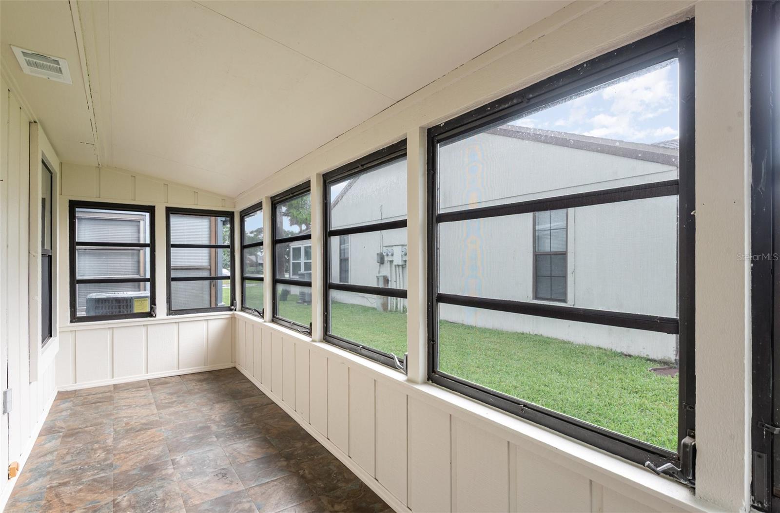 FAIRGREEN SQUARE - Residential