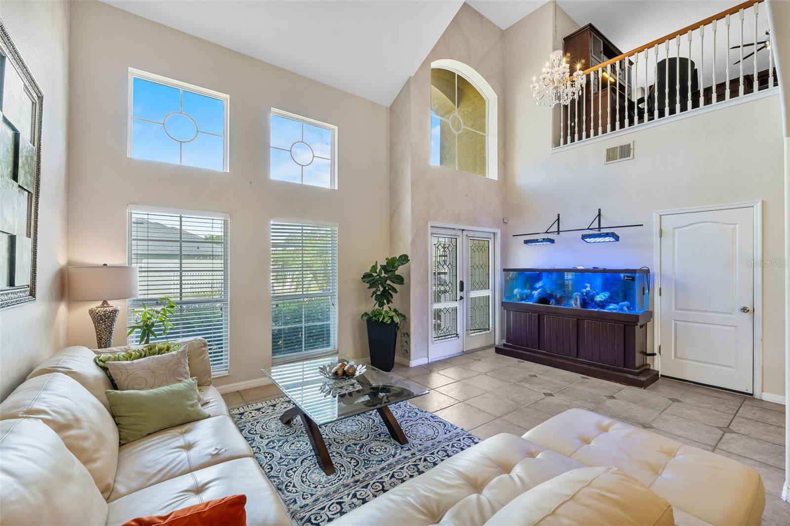 5321 LOS PALMA VISTA DRIVE