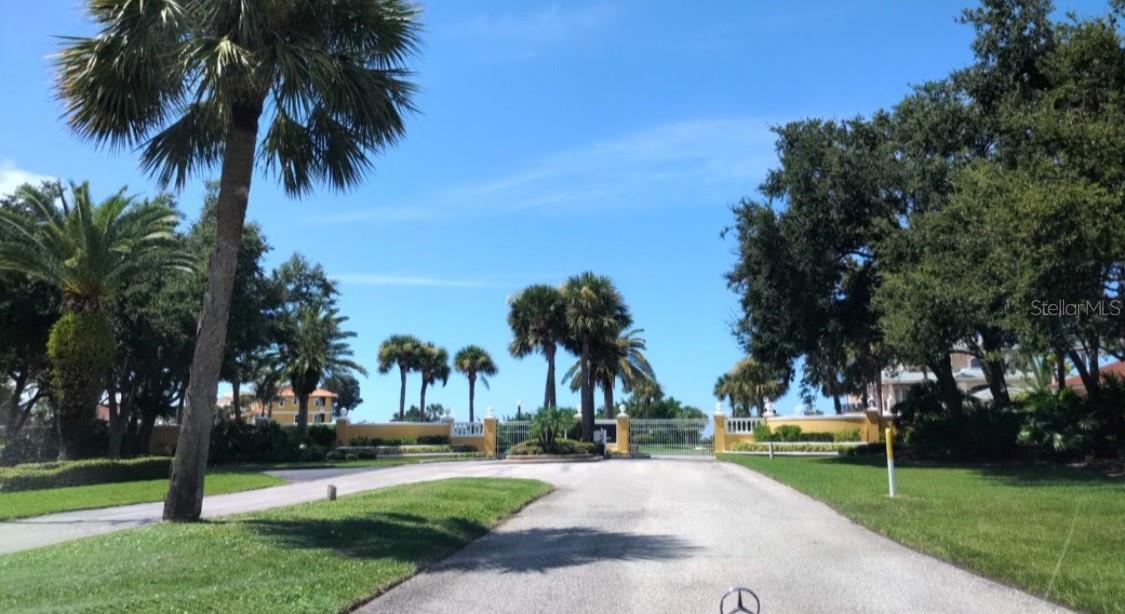 HARBORPOINTE - Residential