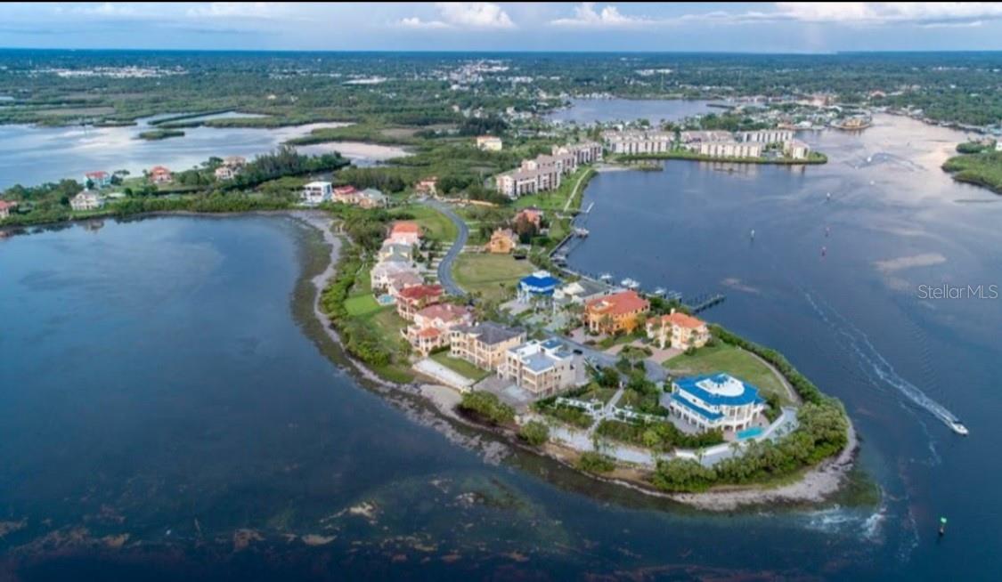 HARBORPOINTE - Residential