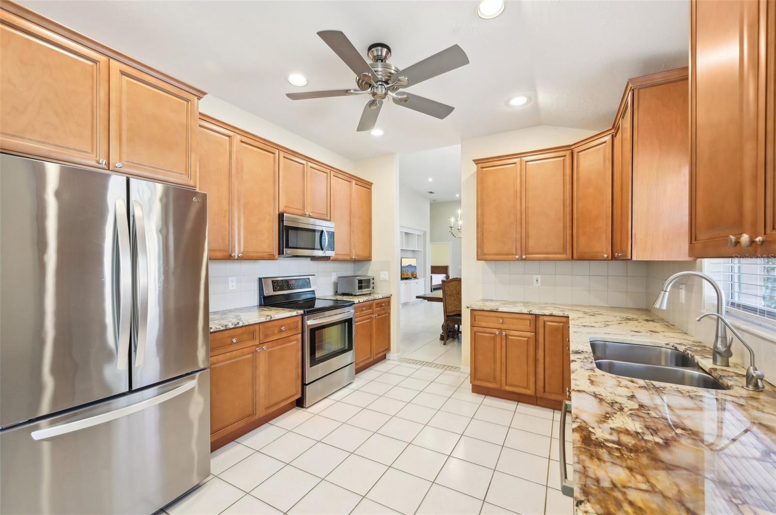MIRA LAGO AT PALMER RANCH PH 3 - Residential