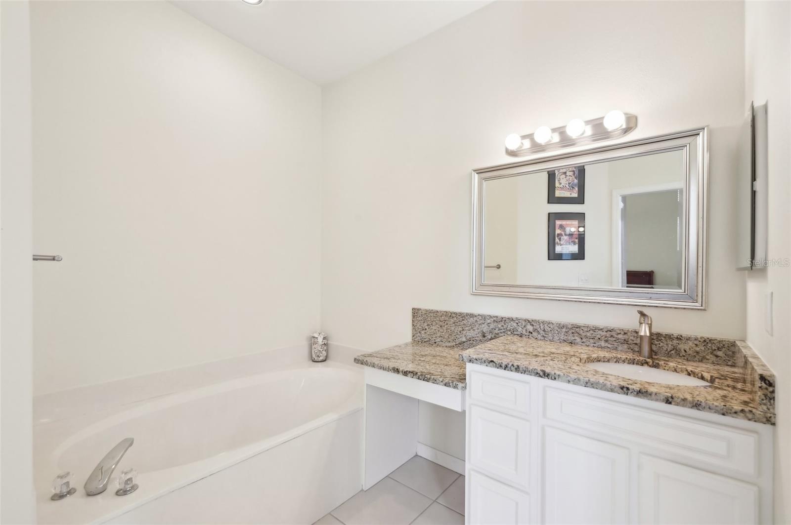 MIRA LAGO AT PALMER RANCH PH 3 - Residential