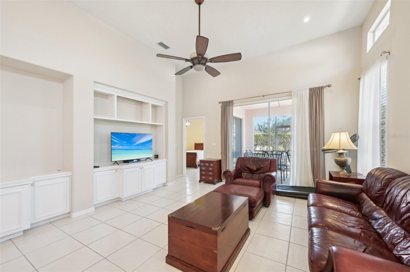 MIRA LAGO AT PALMER RANCH PH 3 - Residential
