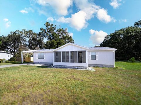 A home in SUMMERFIELD